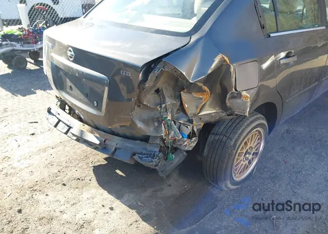 2009 Nissan Sentra 2.0S from USA, damaged, VIN 3N1AB61E09L653930